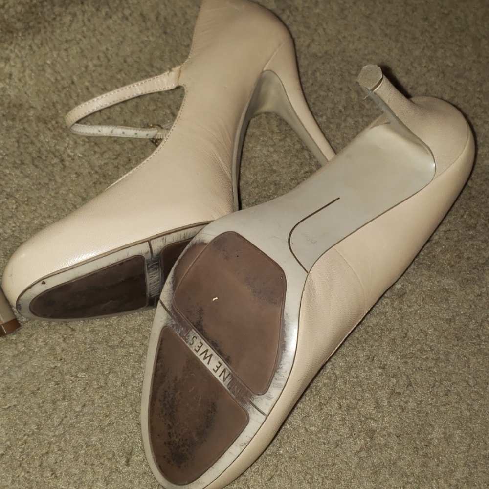 Nine West Pumps View 4